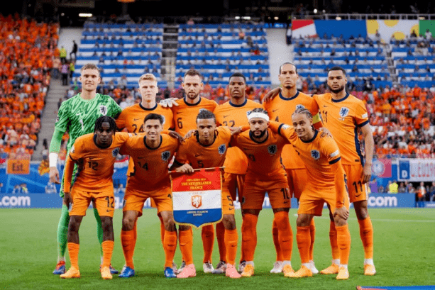 阿森西奥与,巴斯克斯双,皇马,皇冠体育链接,皇冠体育地址,皇冠体育官方平台,皇冠体育入口站点