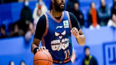 “新华观察：节日盛宴如何避免变“剩餐”？”